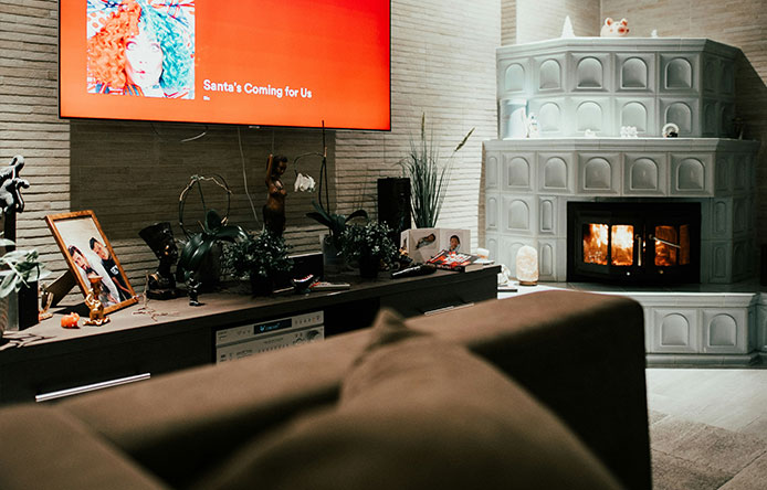 AuroraFlex 65″ Modular LED TV